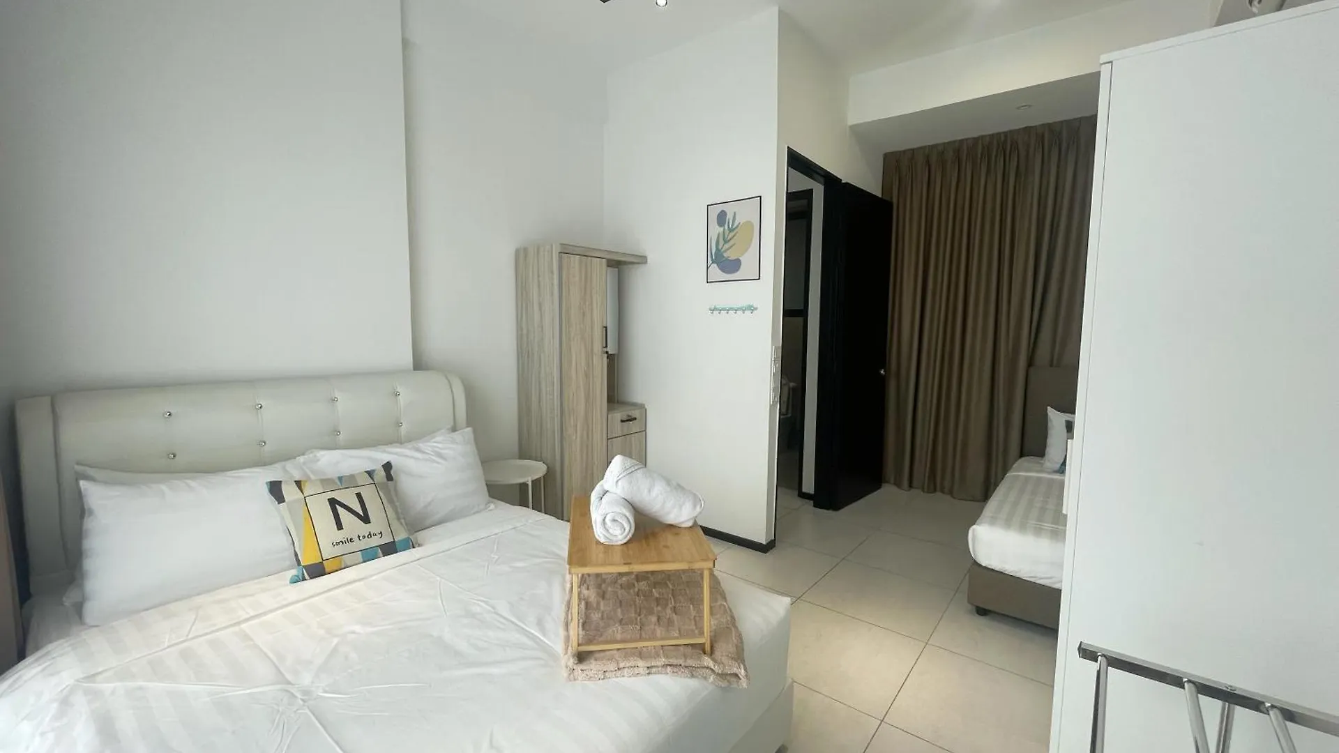 ג'ורג' טאון Le Petit Suite - 8 Pax Sea View Infinity Pool דירה ג'ורג' טאון